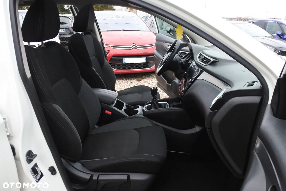 Nissan Qashqai 1.3 DIG-T Tekna - 10