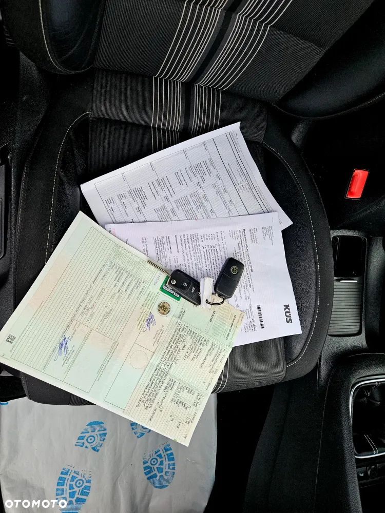 Volkswagen Golf 1.2 TSI BlueMotion Technology MATCH - 28