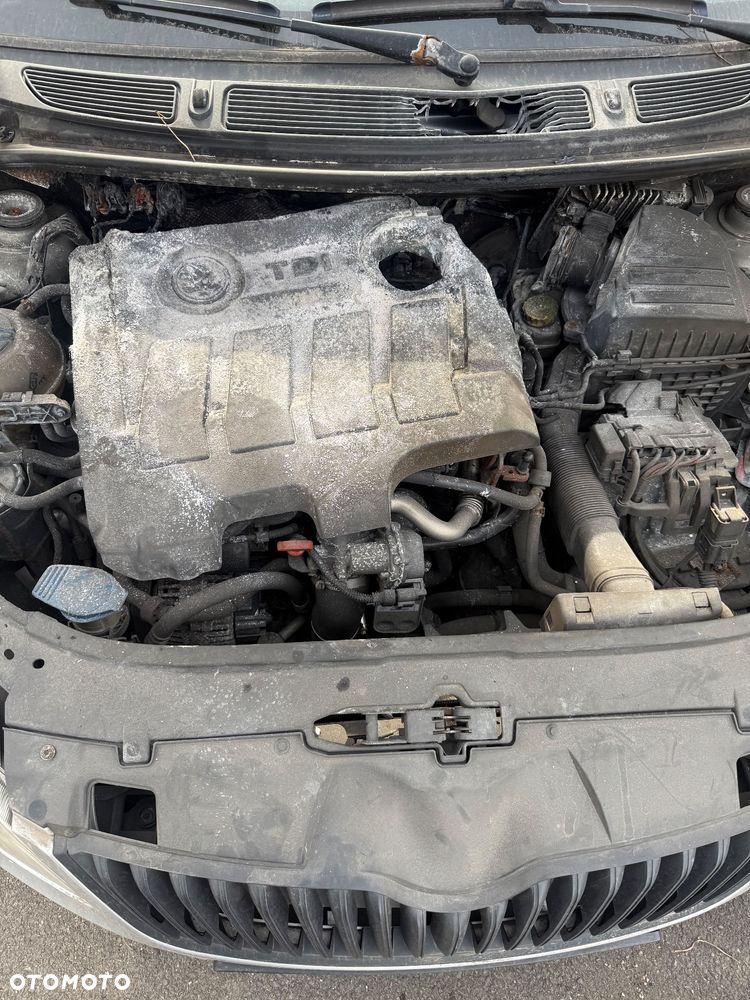 Skoda Fabia II 2 na części - 5