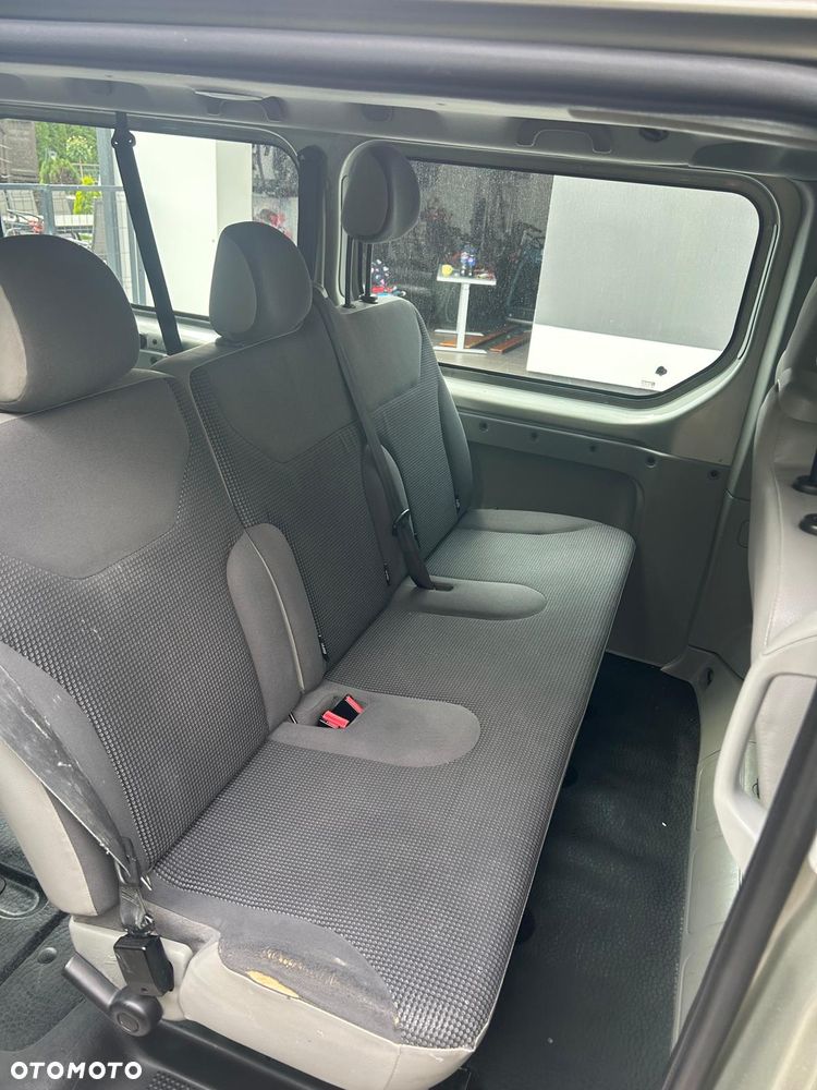 Opel Vivaro - 15