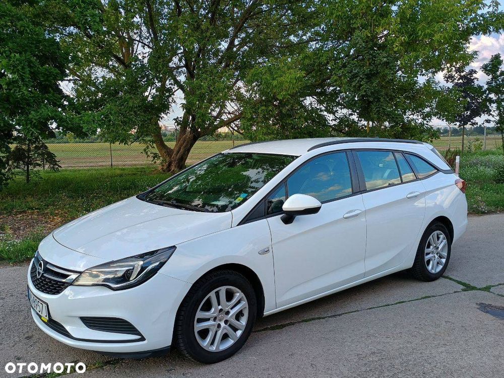 Opel Astra 1.4 T Enjoy - 8