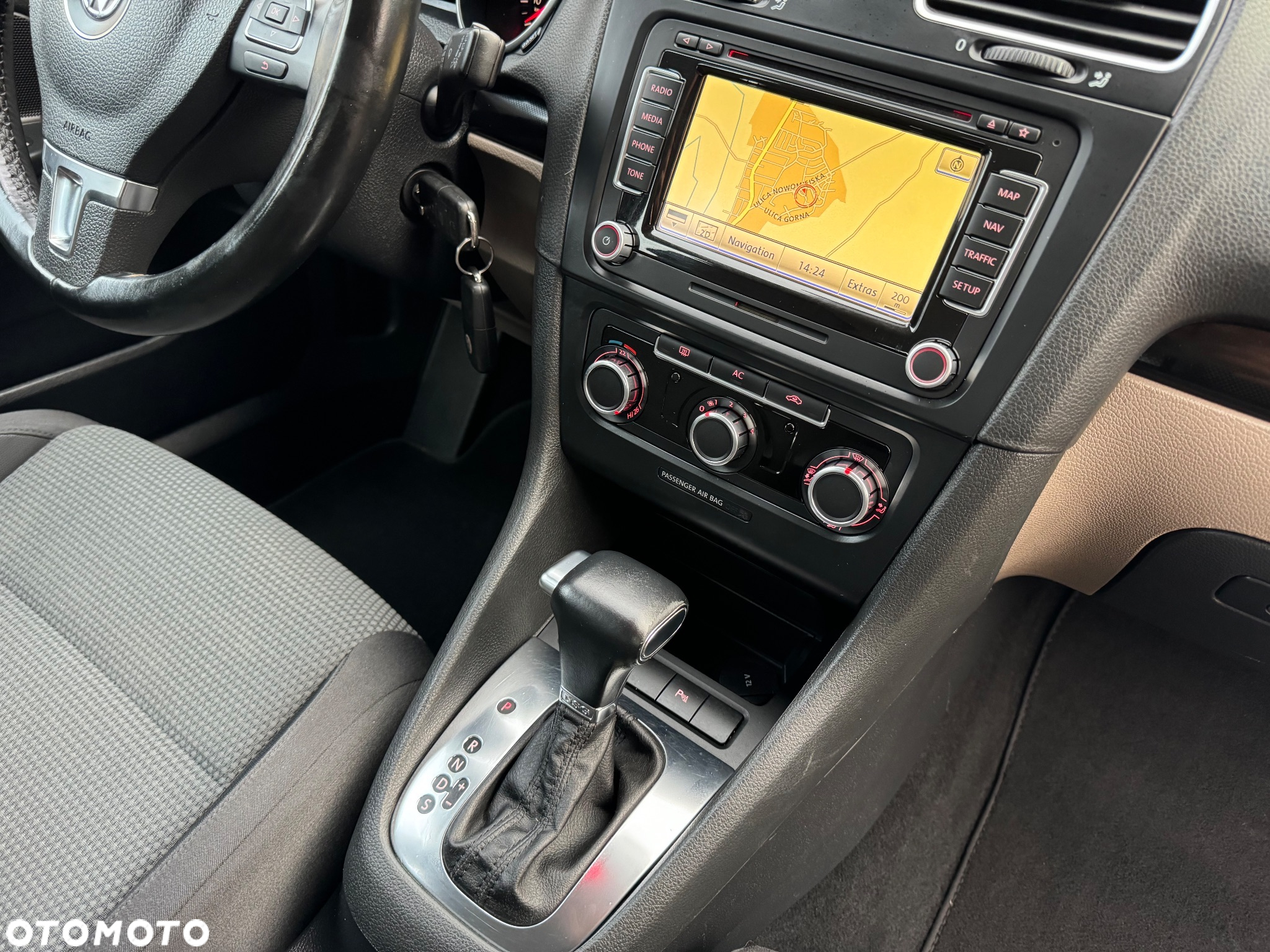 Volkswagen Golf 1.4 TSI BlueMotion Technology DSG Comfortline - 33
