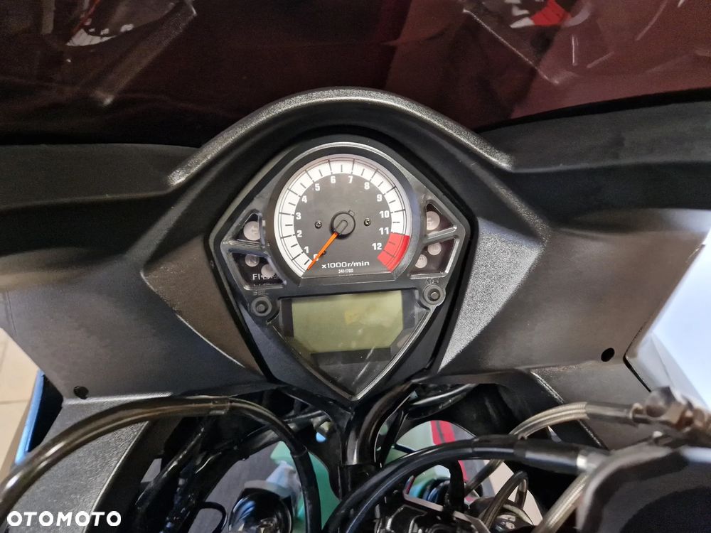 Suzuki SV - 19