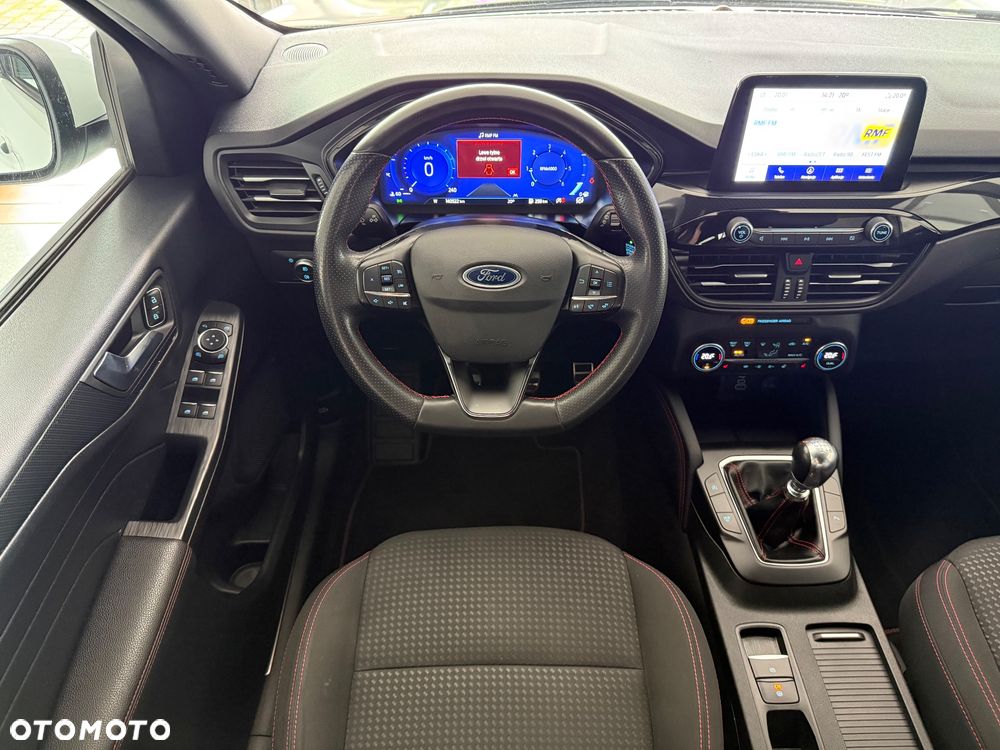Ford Kuga 2.0 EcoBlue mHEV FWD ST-Line - 29