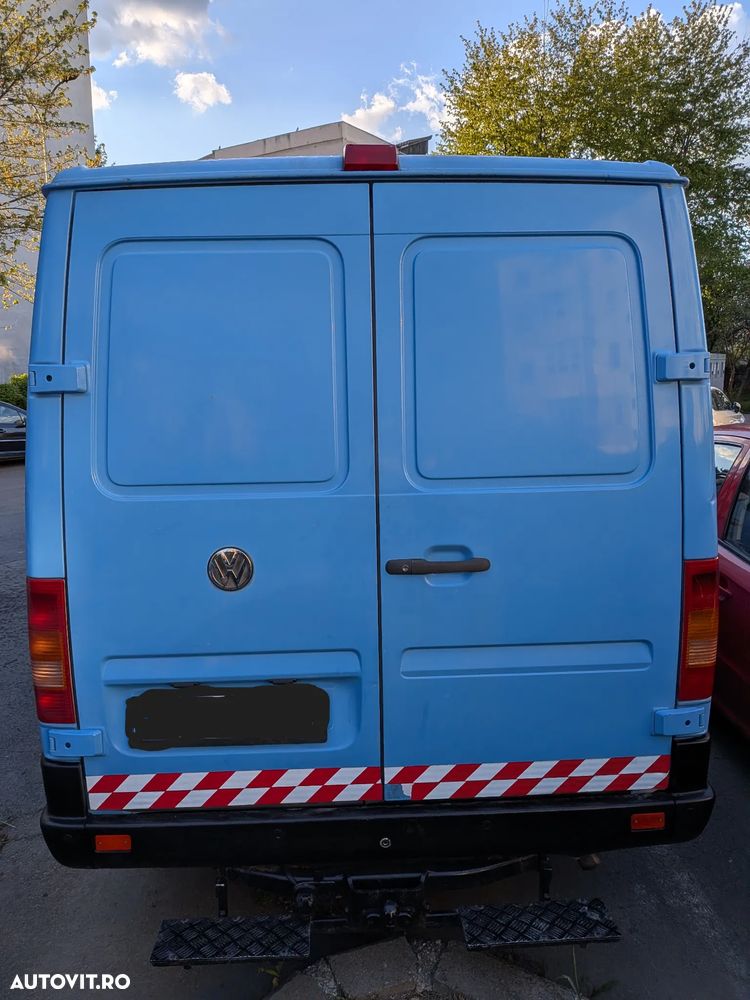 Volkswagen Multivan - 13