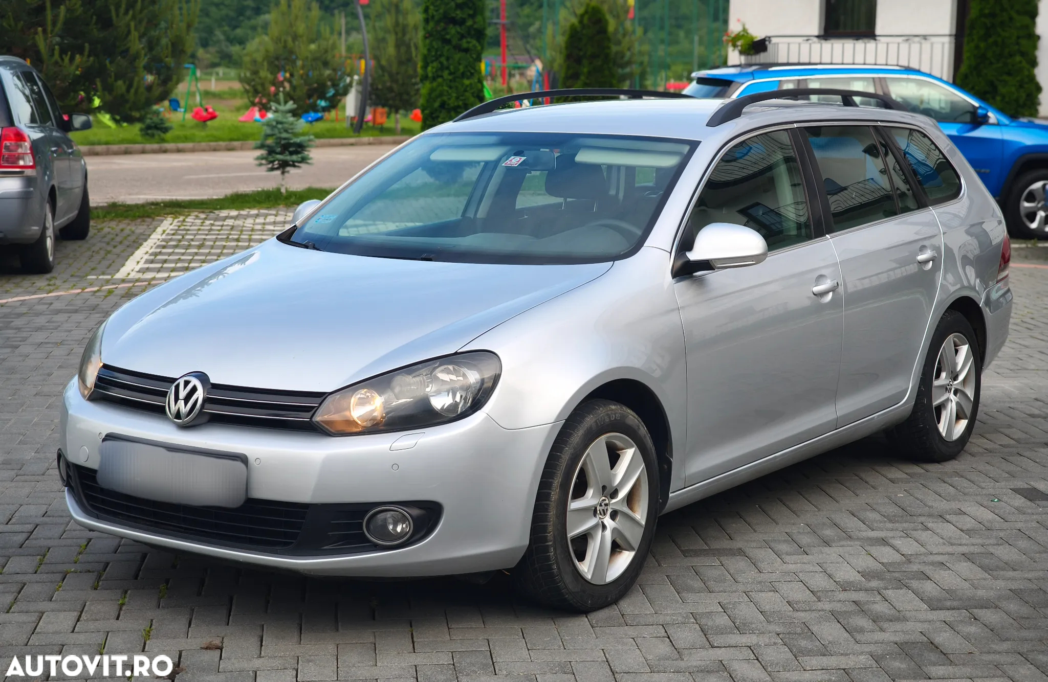 Volkswagen Golf 1.6 TDI BlueMotion Technology Comfortline - 2