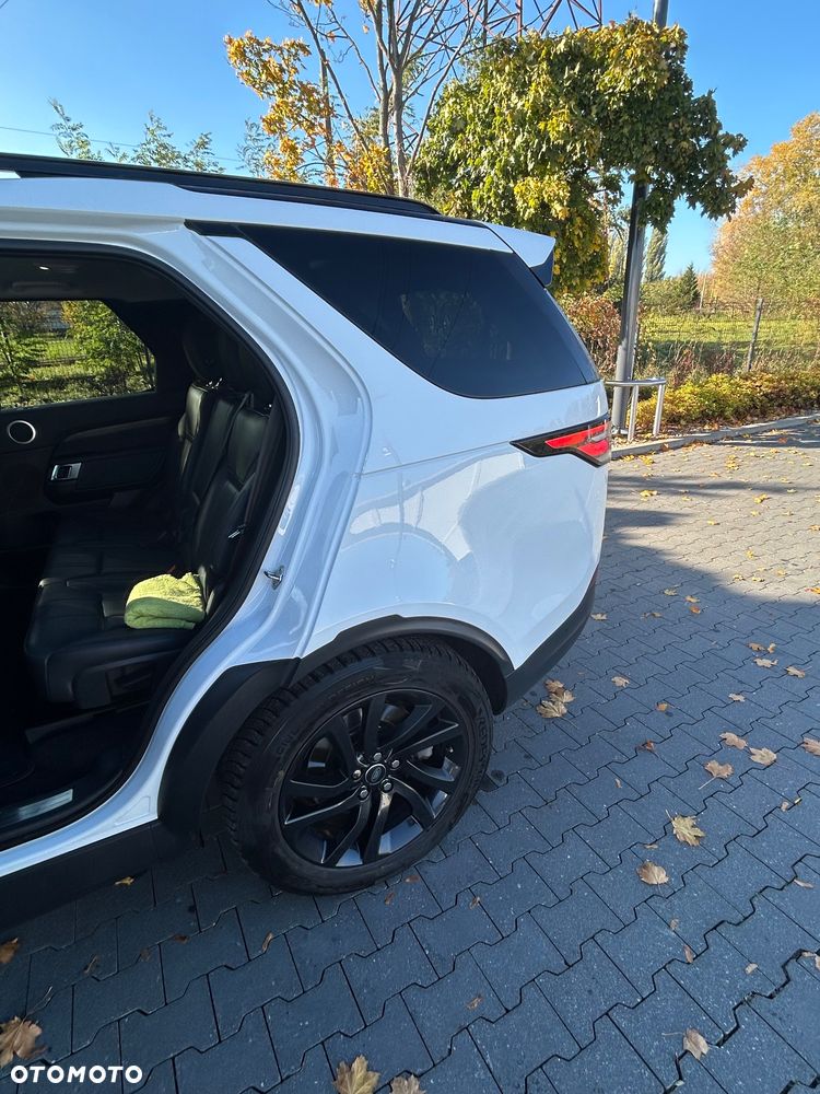 Land Rover Discovery 2017 photo 4