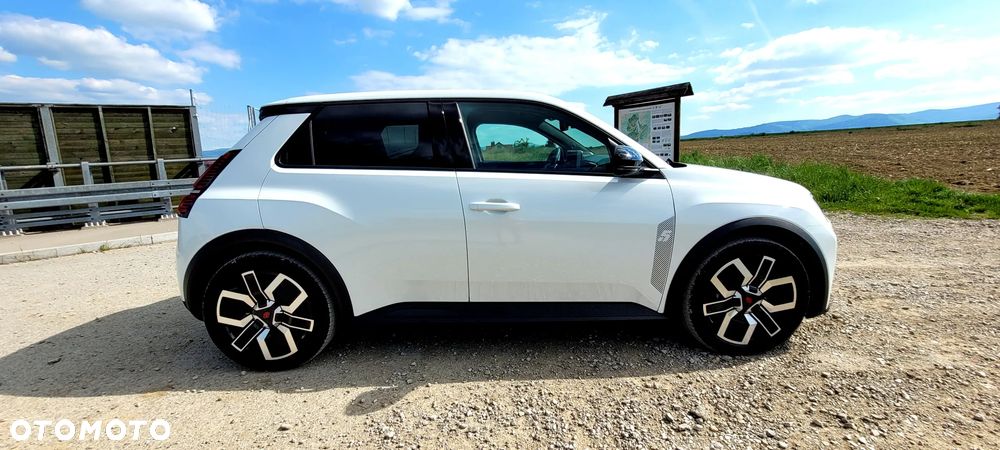Renault 5 52kWh Comfort Range Techno - 17