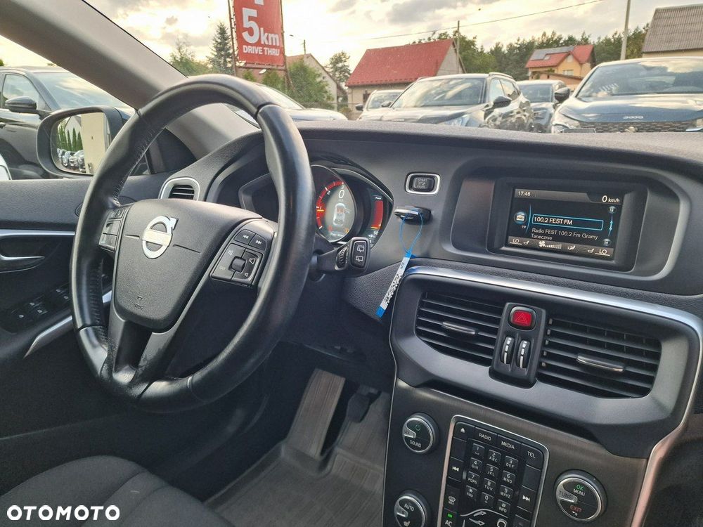 Volvo V40 D2 You - 23