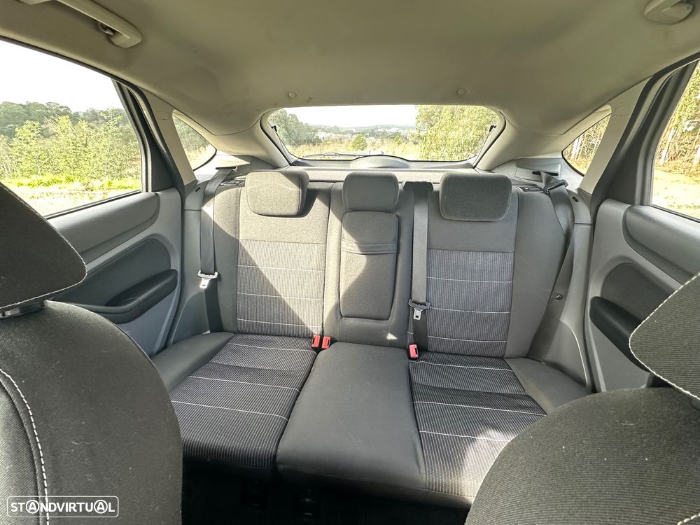 Ford Focus 1.6 TDCi Trend - 9