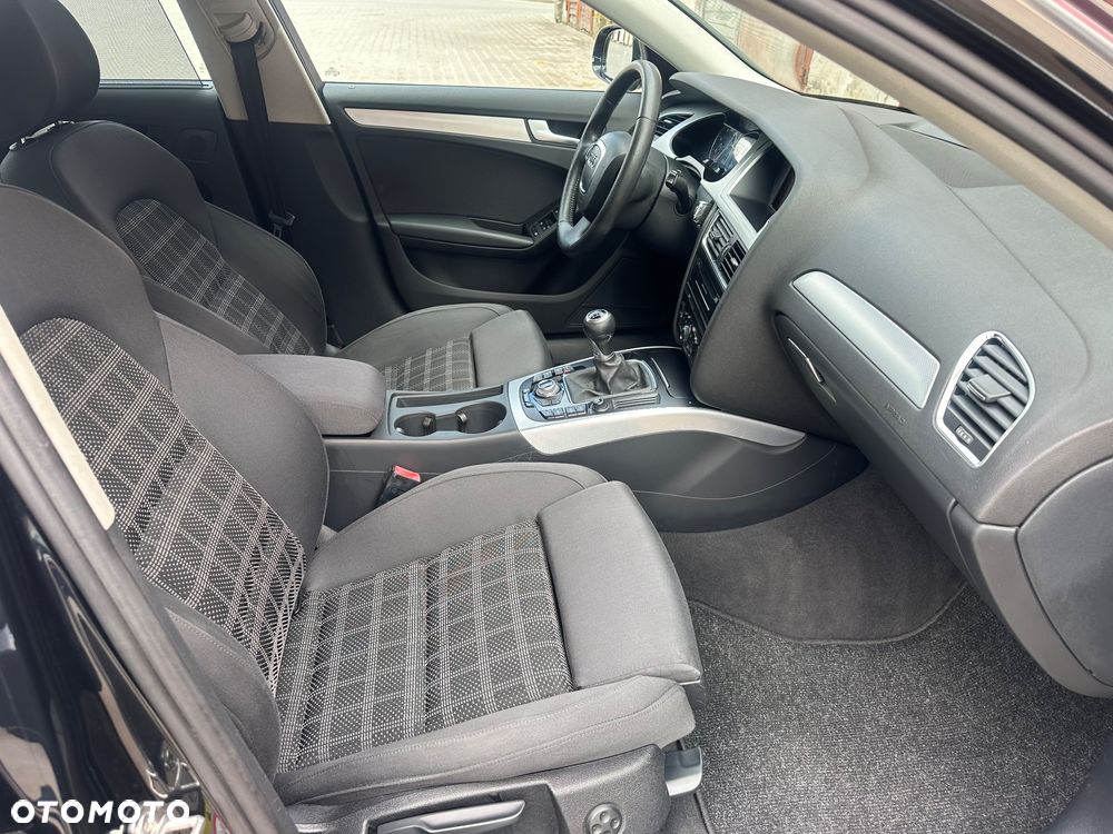 Audi A4 Avant - 27