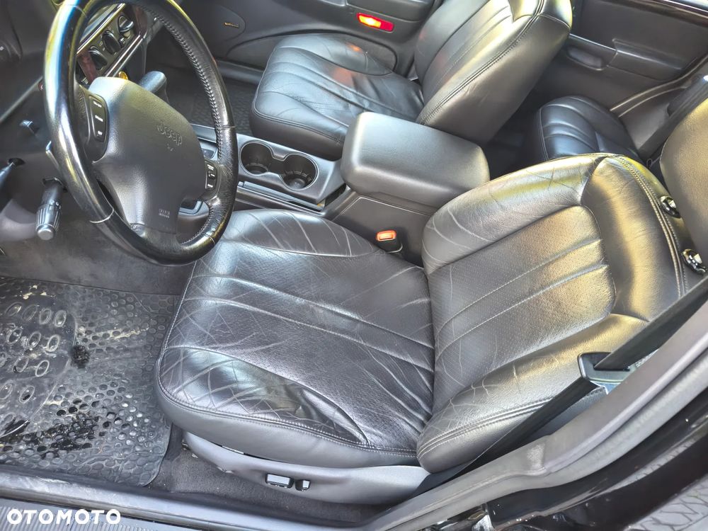 Jeep Grand Cherokee Gr 4.0 Laredo - 11