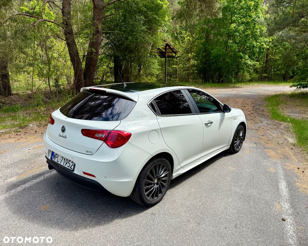 Alfa Romeo Giulietta 1.6 JTDM 16V - 3