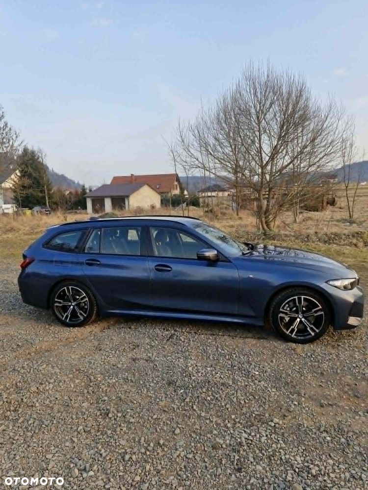 BMW Seria 3 330i xDrive M Sport sport - 3