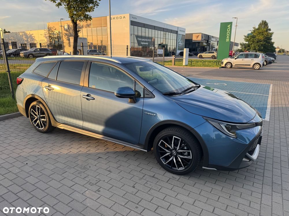 Toyota Corolla 1.8 Hybrid Trek - 4