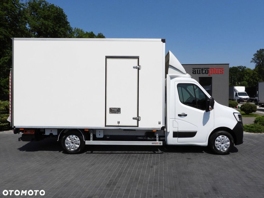 Renault MASTER  KONTENER WINDA 8 PALET TEMPOMAT LEDY KLIMATYZACJA  165KM - 8