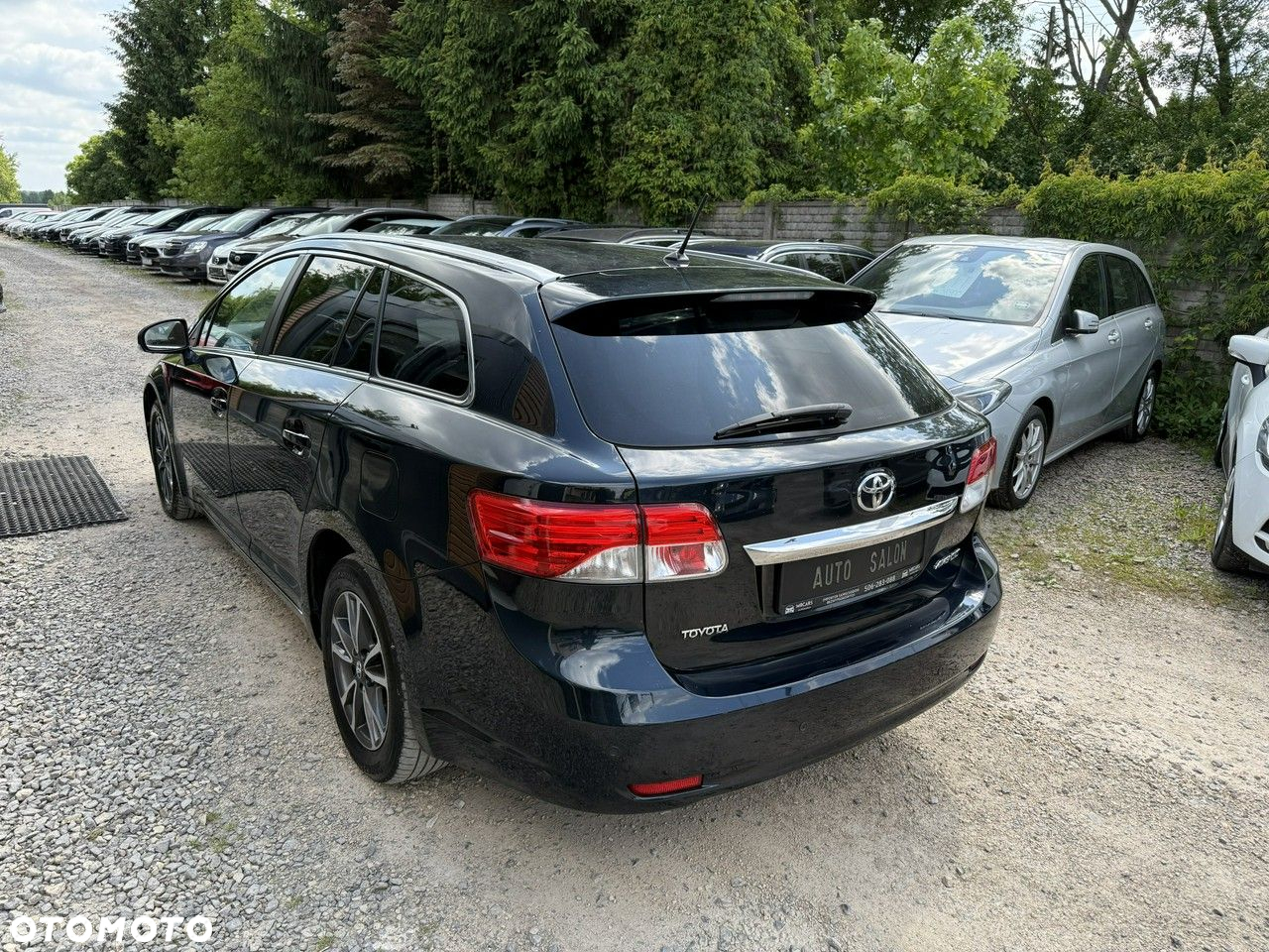 Toyota Avensis - 10