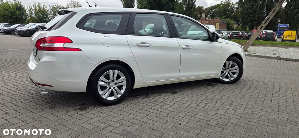 Peugeot 308 BlueHDi FAP 150 Stop & Start Allure - 17