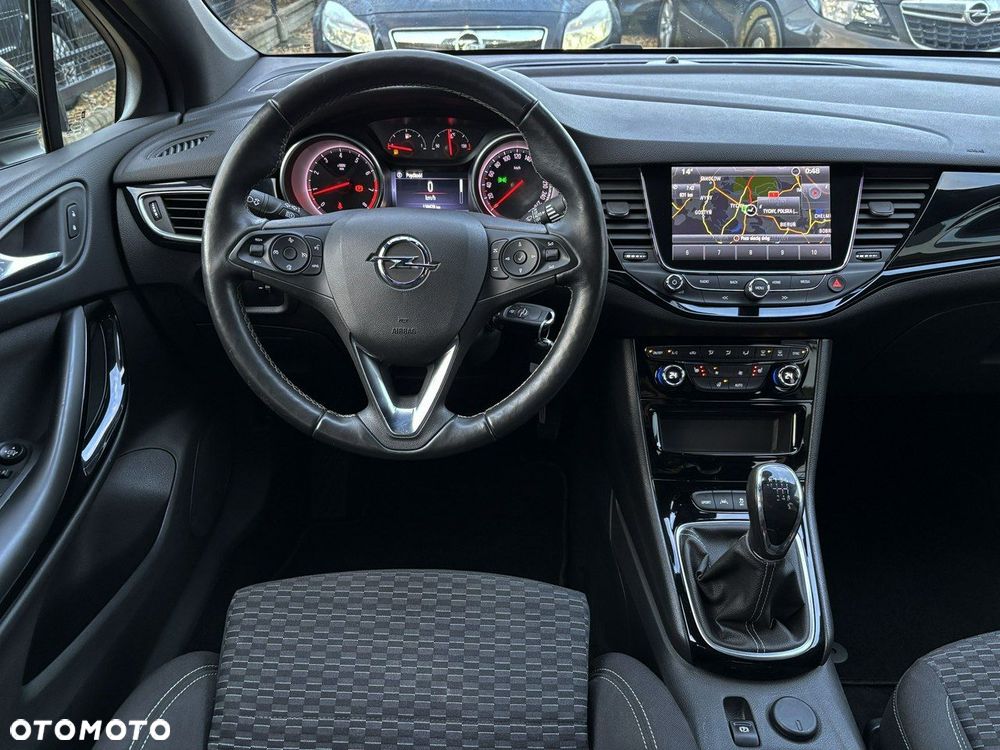 Opel Astra 1.4 T Dynamic - 28