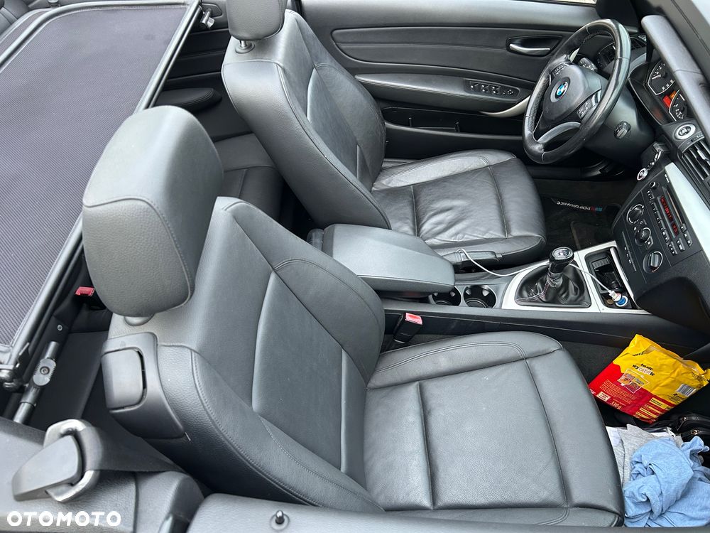 BMW Seria 1 118d Cabrio Limited Edition Lifestyle mit M Sportpaket - 19