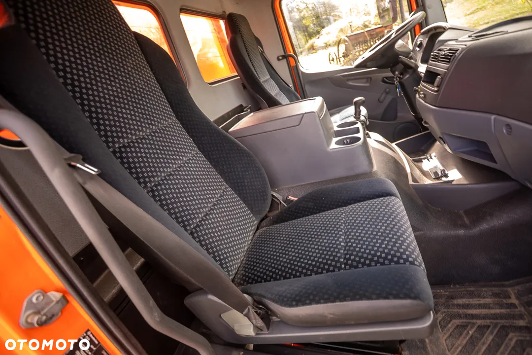 Mercedes-Benz Atego 1324 - 25