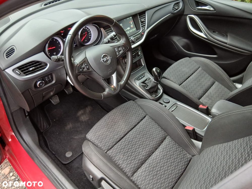 Opel Astra 1.4 Turbo Edition - 19