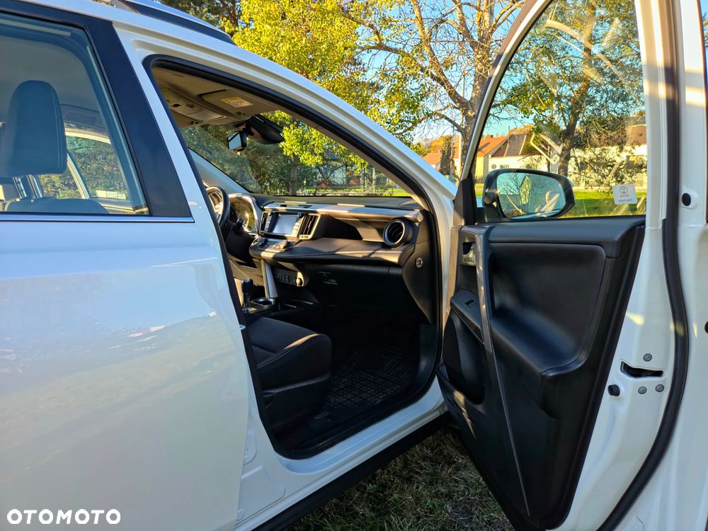 Toyota RAV4 Hybrid Style 4x4 - 18