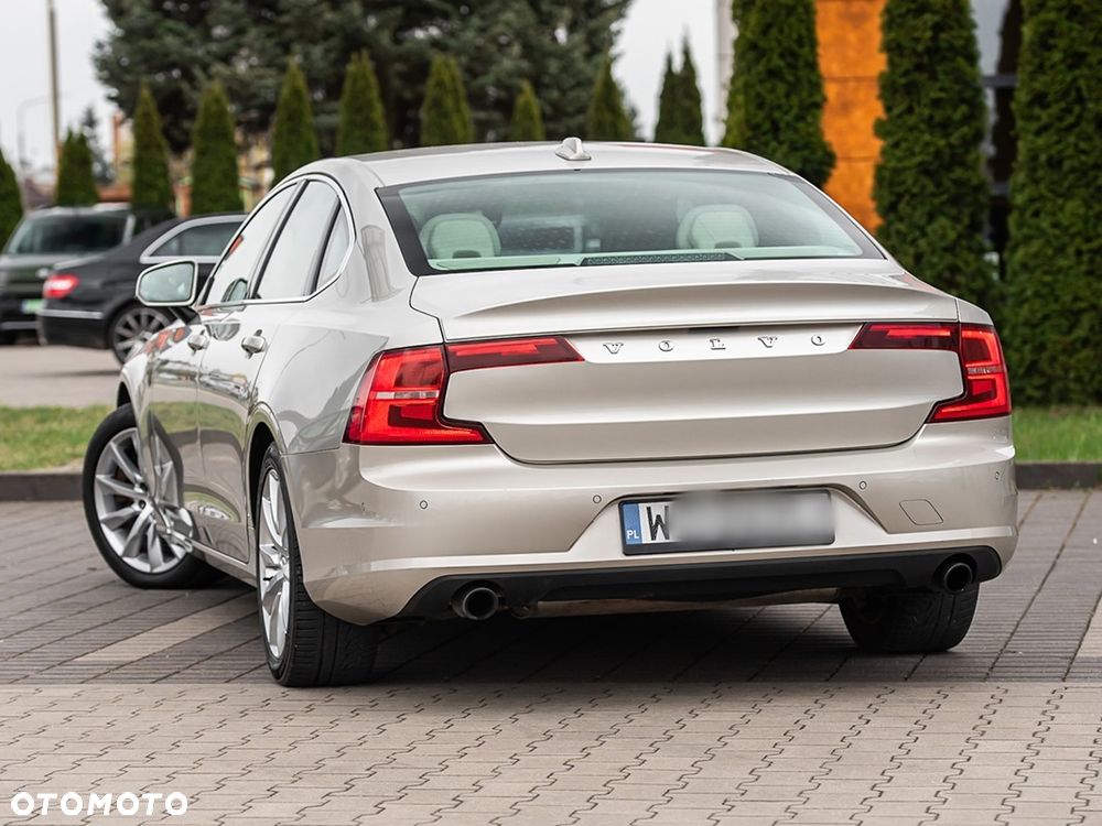 Volvo S90 D5 AWD Momentum - 8
