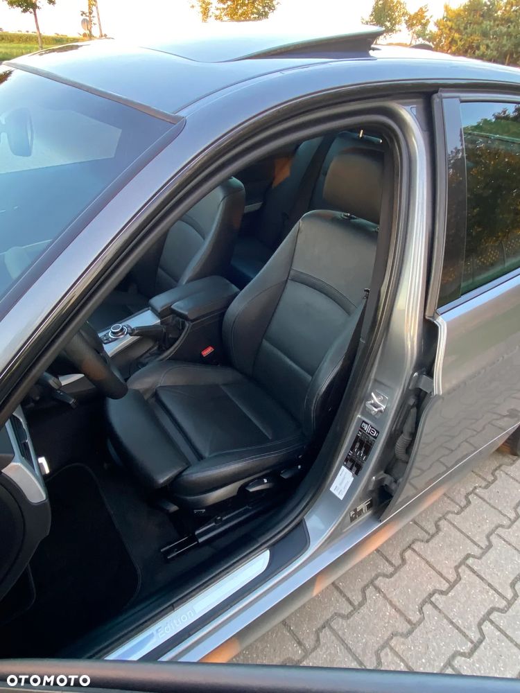 BMW Seria 3 320d DPF Blue Performance Edition Exclusive - 19
