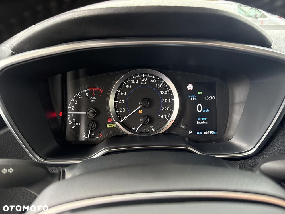 Toyota Corolla 1.8 Hybrid Comfort - 17