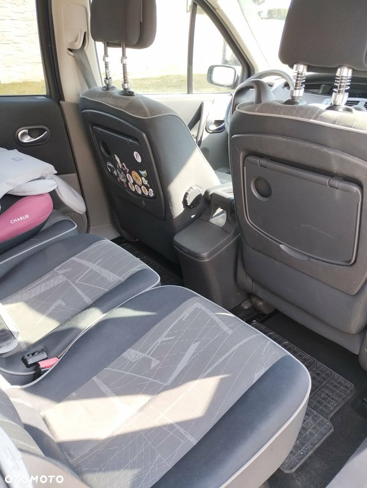 Renault Scenic - 9