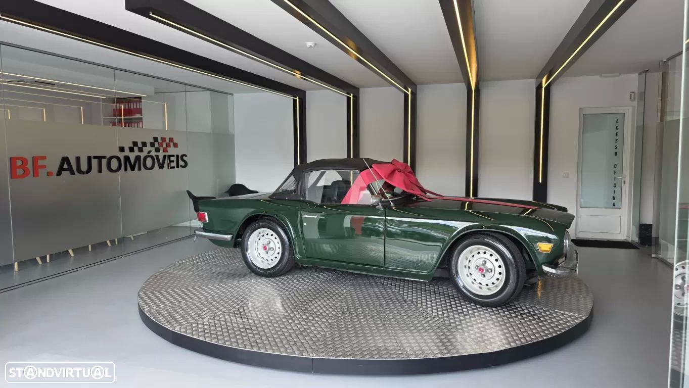 Triumph TR6 - 5