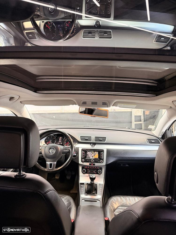 VW Passat Variant - 10