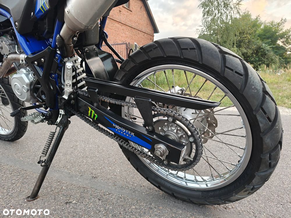 Yamaha WR - 10