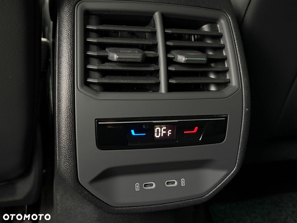 Seat Leon 2.0 TDI FR S&S DSG - 14