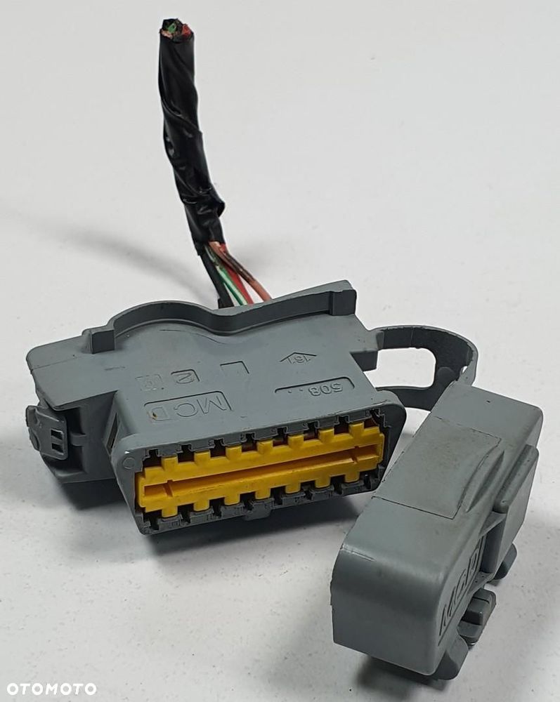 GNIAZDO DIAGNOSTYCZNE OBD2 SMART FORFOUR II 453 297645 - 1