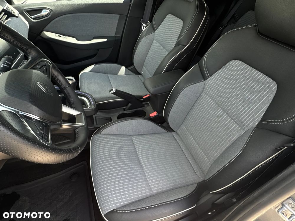 Renault Clio 1.0 TCe Techno - 10