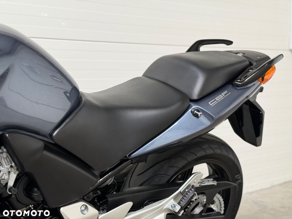 Honda CBF - 34