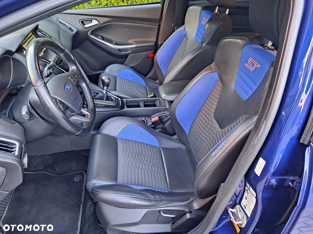Ford Focus 2.0 TDCi ST - 7