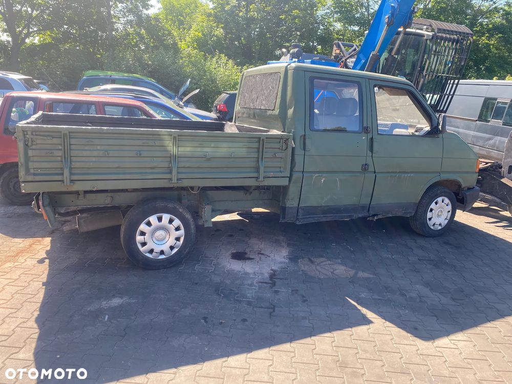 VW T4 2,4 D Doka na części - 3