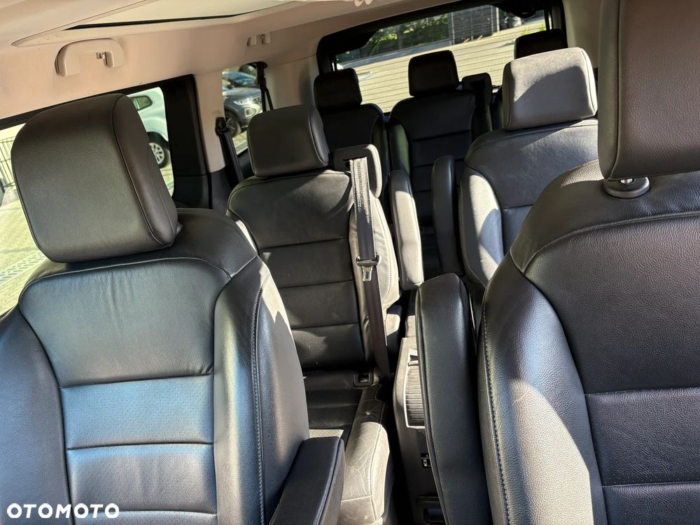 Peugeot Traveller 2.0 BlueHDi Standard Business Vip - 17