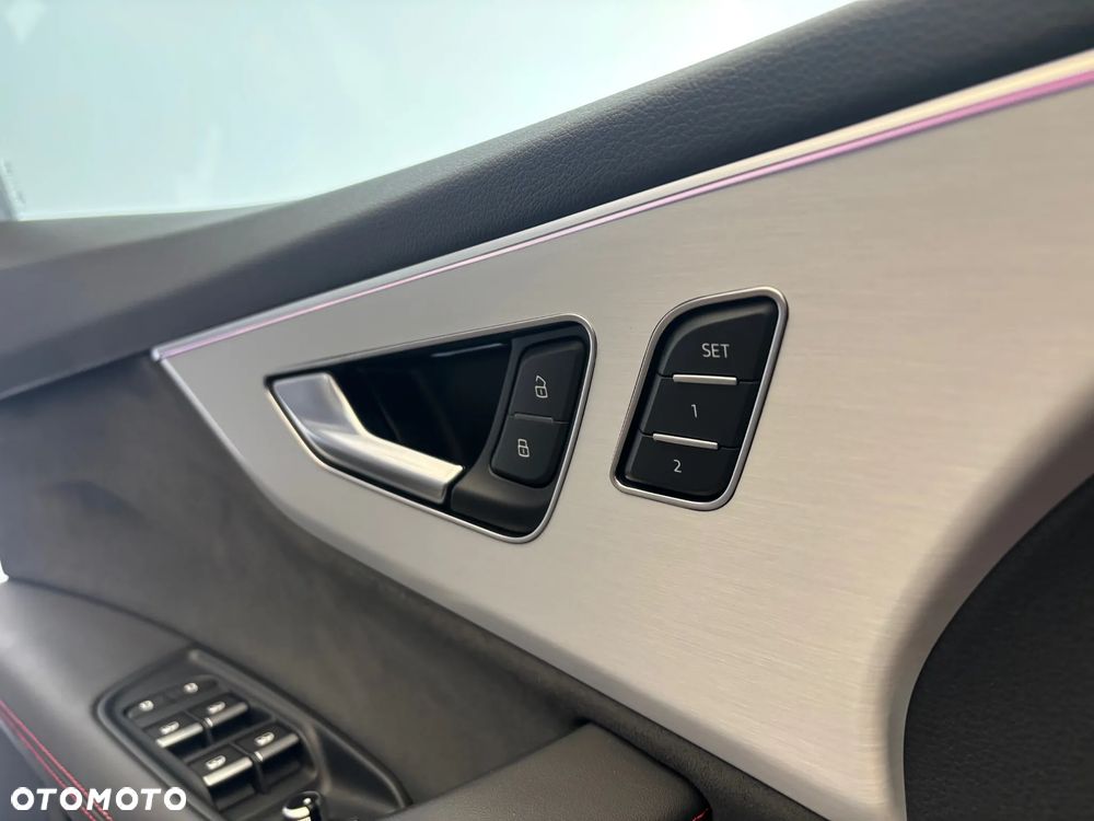 Audi SQ7 - 18
