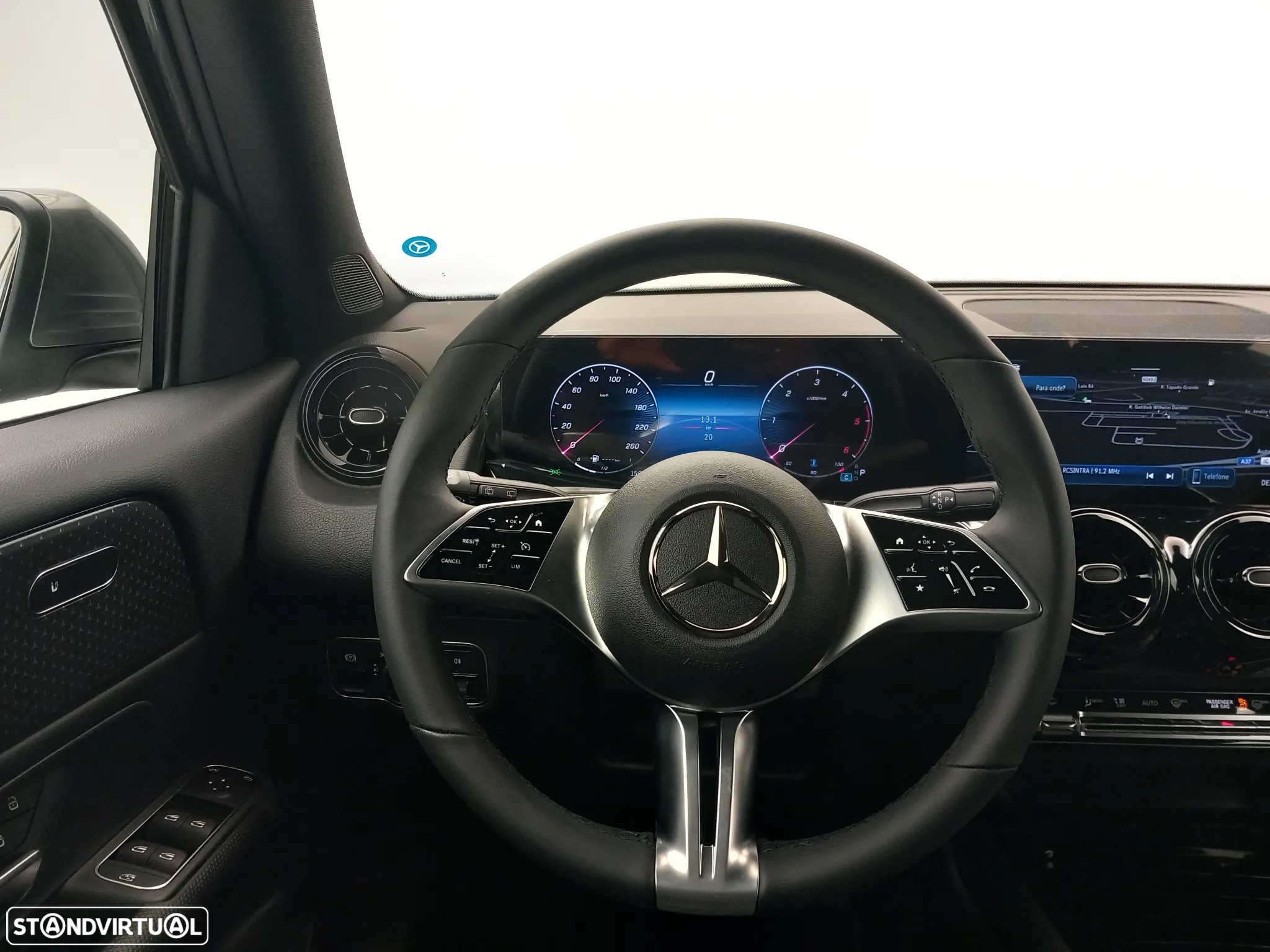 Mercedes-Benz GLB 180 d - 20