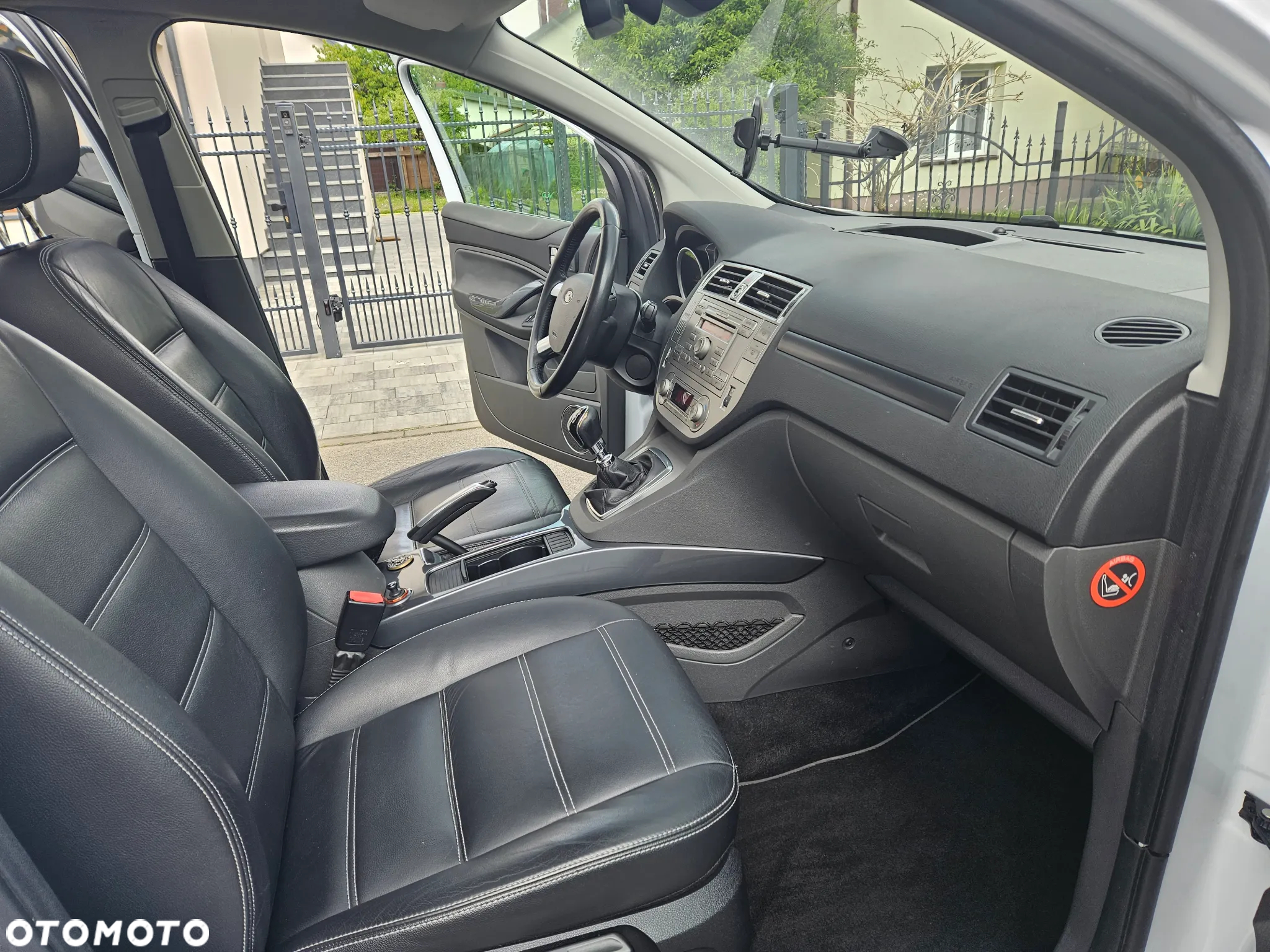 Ford Kuga 2.0 TDCi Titanium S - 24