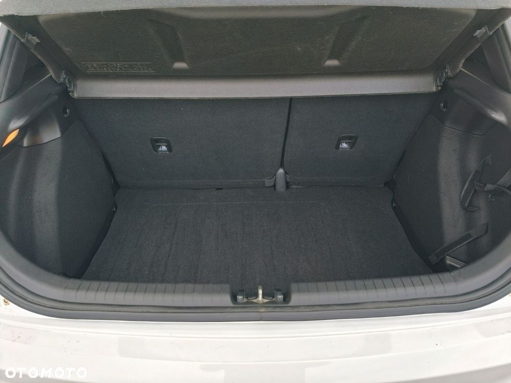 Hyundai i20 - 27
