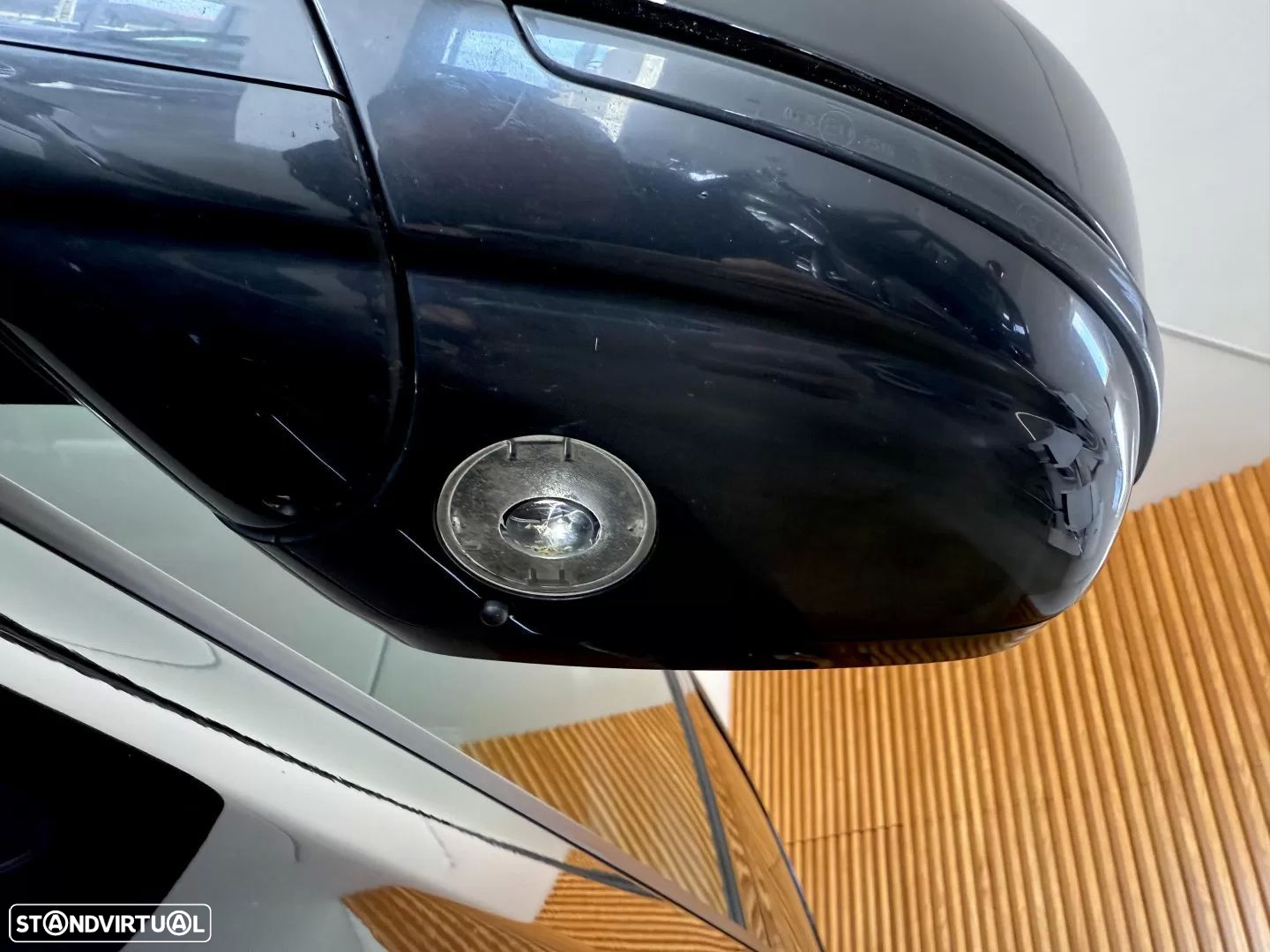 Jaguar E-Pace 2.0 i4D R-Dynamic SE - 24