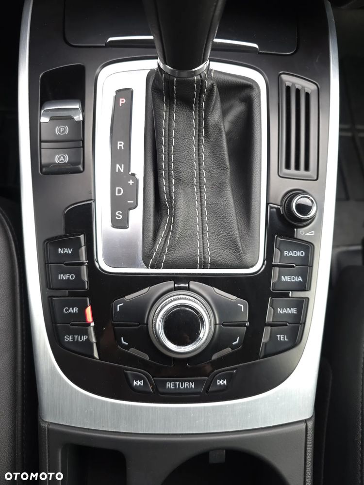 Audi S4 Avant S tronic - 19