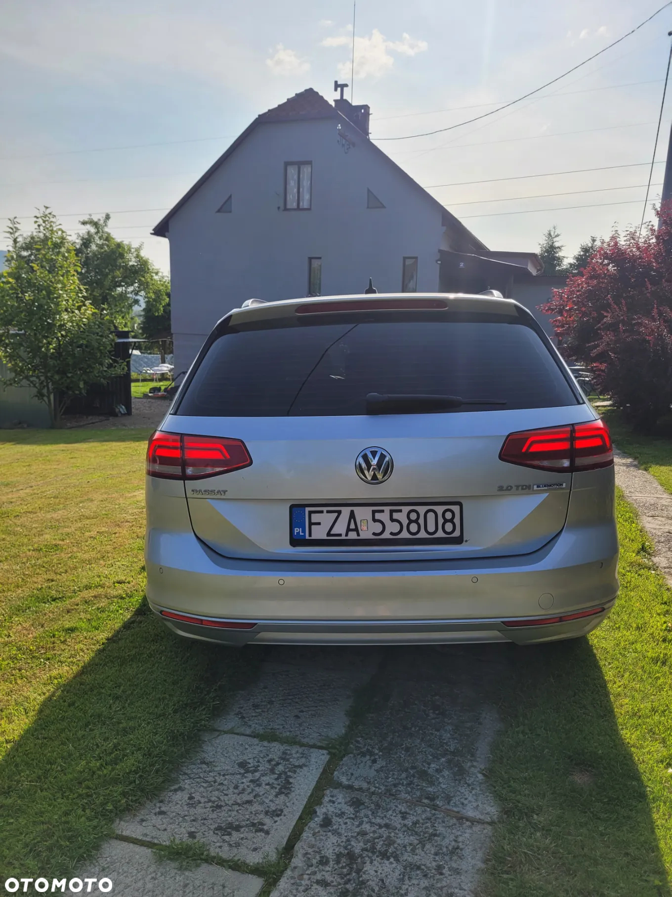 Volkswagen Passat - 4