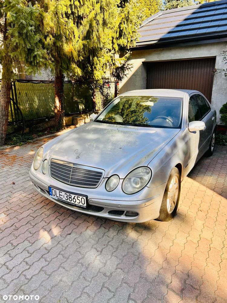 Mercedes-Benz Klasa E 200 CDI Elegance - 3