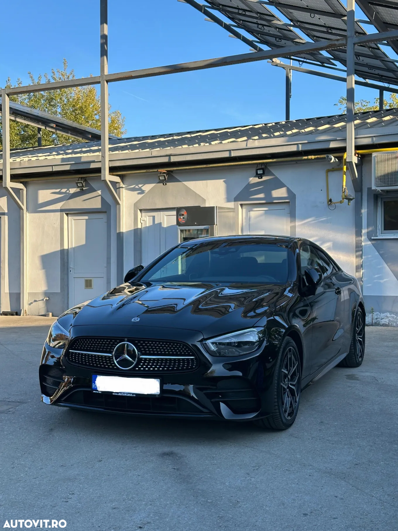 Mercedes-Benz E 220 d 4Matic Coupe 9G-TRONIC Night Edition - 3